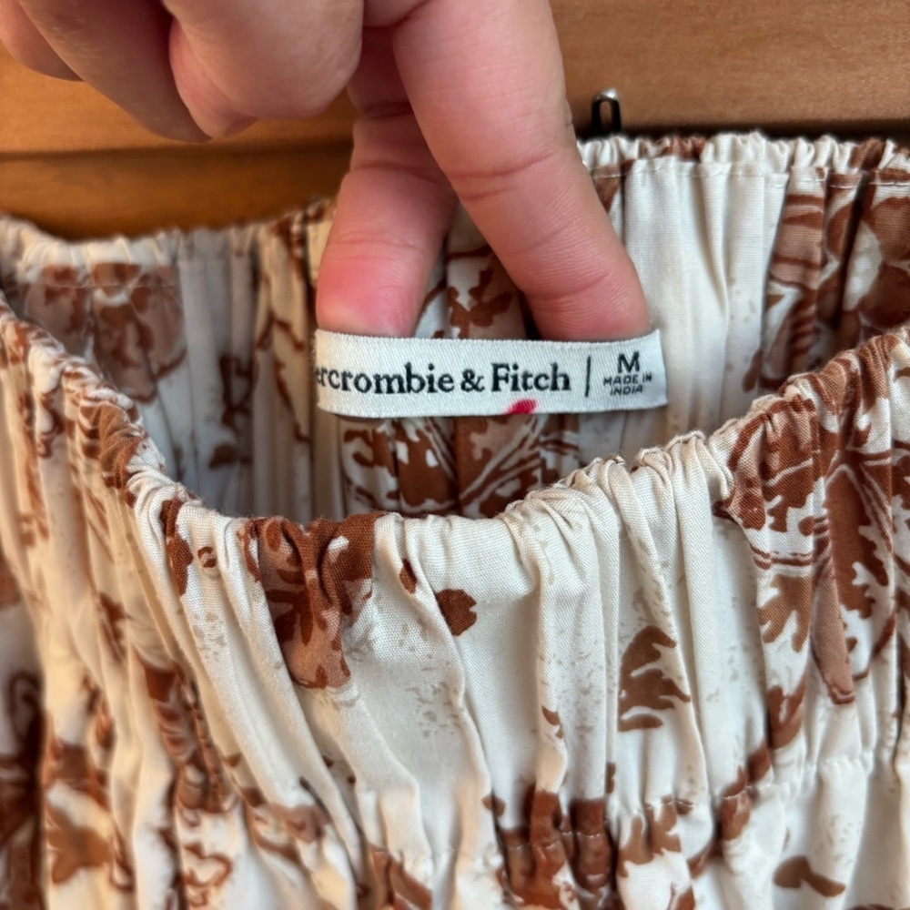 Abercrombie & Fitch Resort Volume Maxi Skirt, Size M - Picture 7 of 12